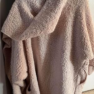 Nordic beach wrap/jacket